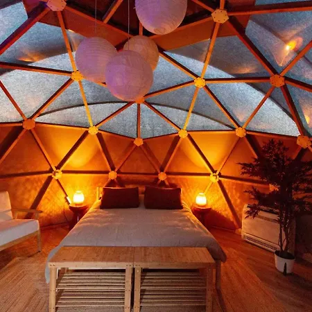 Glamping Dome Du Levant Cinema Piscine Et Climatisation